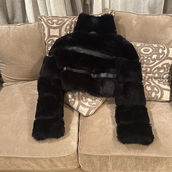 Ultra Sexy crop reversible Fur Leather - Picture 7 of 8